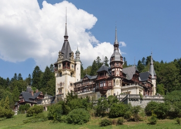 Peles Castle - Lâu đài đẹp nhất ở Rumania 